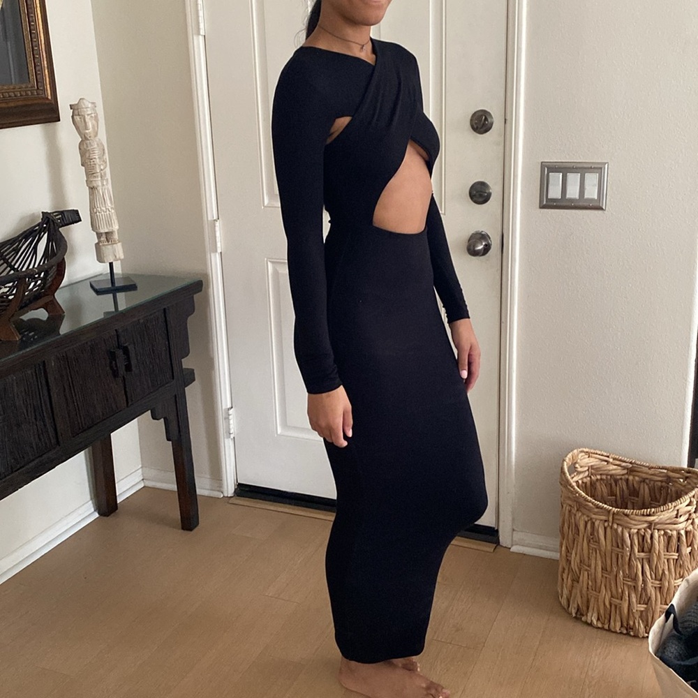 Naked Wardrobe black sleek dress - Picture 5 of 6